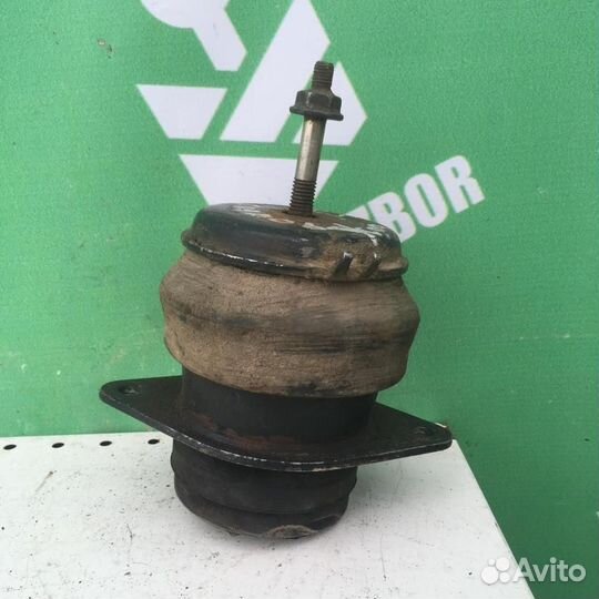 Опора двигателя задняя Сеат Кордоба