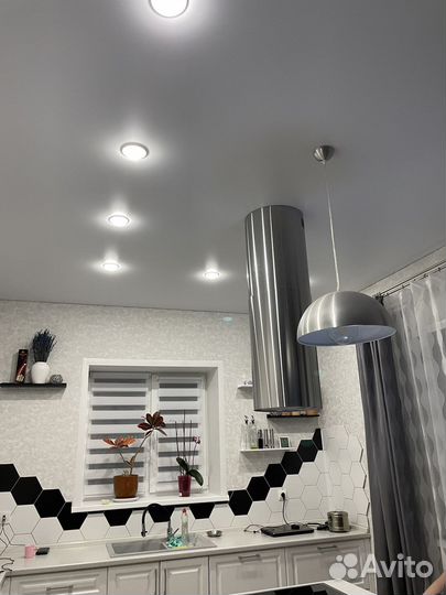 Натяжные потолки