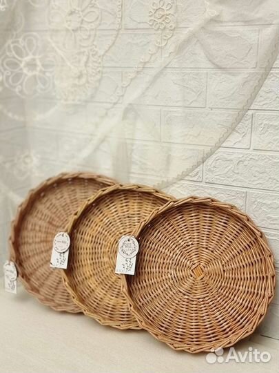 Поднос плетёный