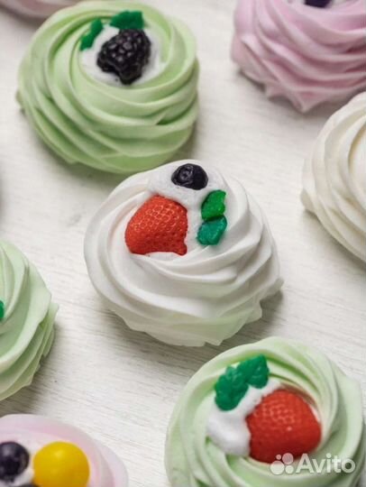 Мыло ручной работы пирожное, подарок