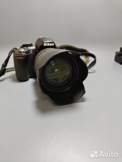 Зеркальный фотоаппарат nikon D3100 c объективом