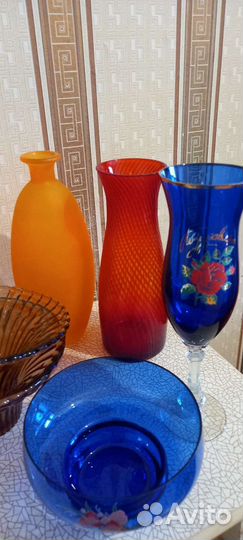 Цветные вазы