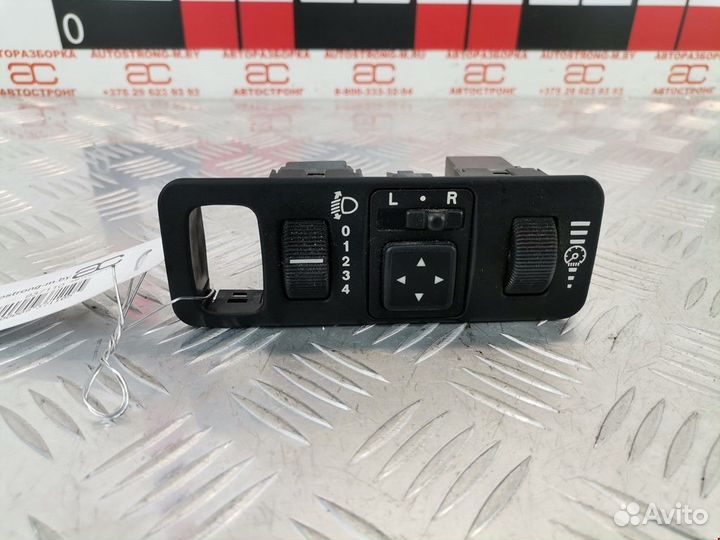 Кнопка (выключатель) Mitsubishi Carisma рест. 2000