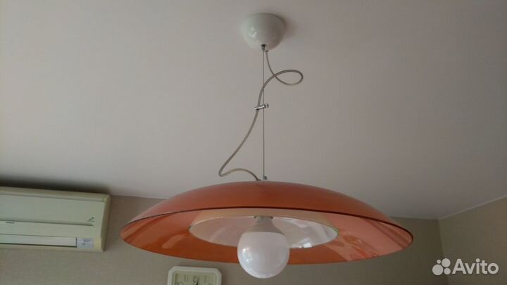 Люстра стеклянная большая