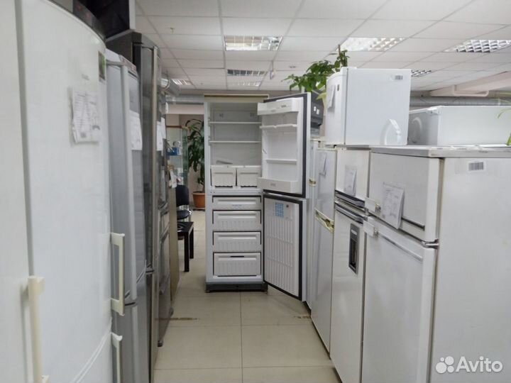 Холодильник бу stinol