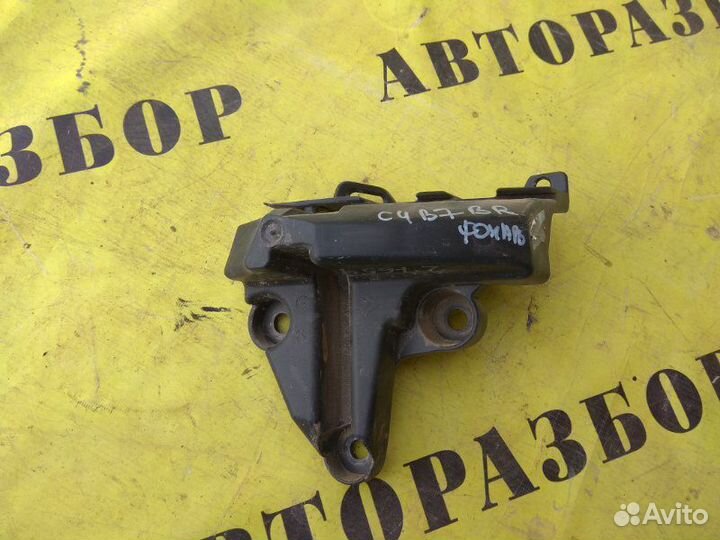 Кронштейн заднего бампера правый Citroen C4 2 B7