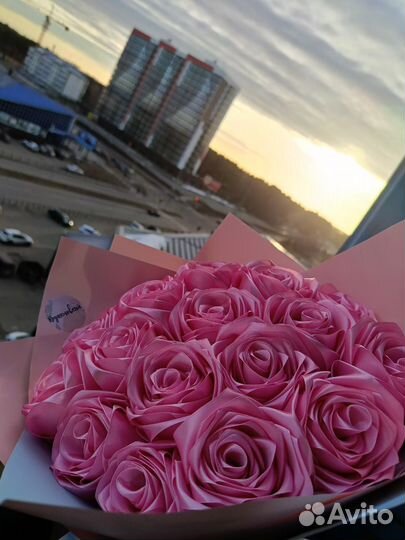 Цветы из атласных лент