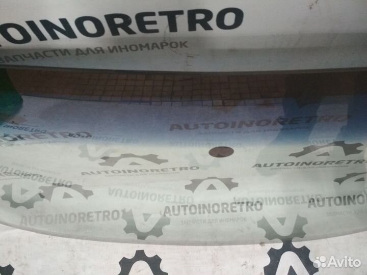 Лобовое стекло Audi 100 45 кузов