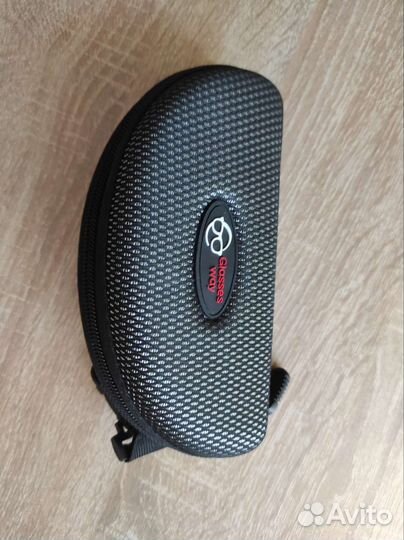 Очки спортивные