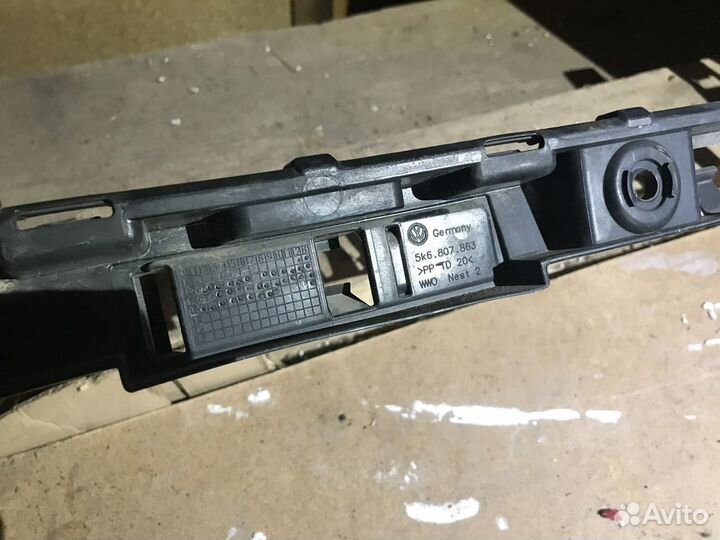 Крепление заднее VW Golf 6 1.4 tsi caxa