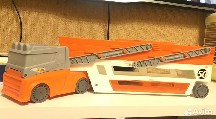 Hot wheels автовоз