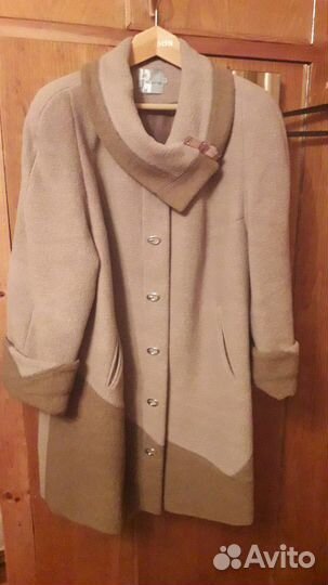 Продается пальто