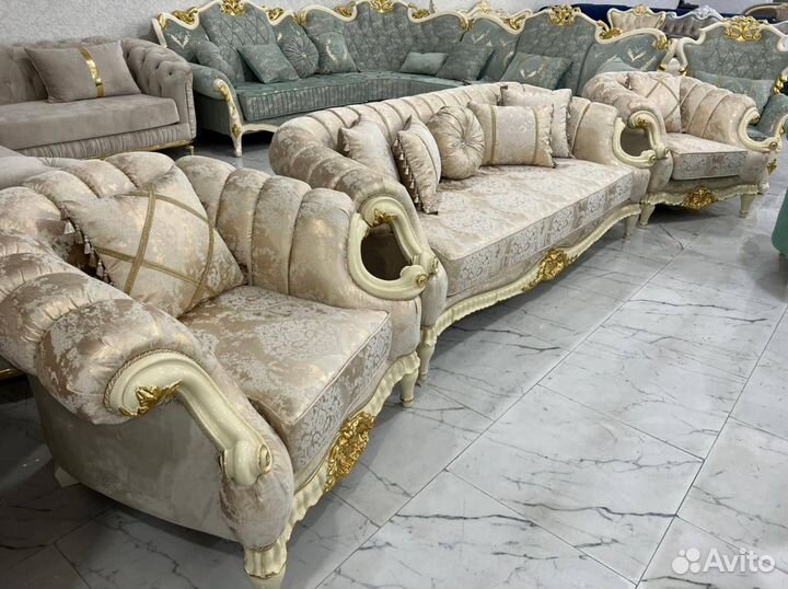 Диван и кресла
