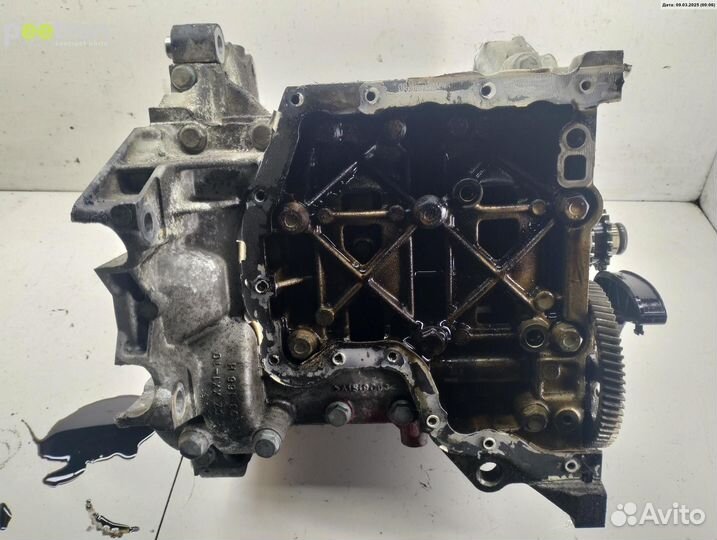 Б/У Б/У Блок цилиндров двигателя (картер)