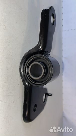 0K2A1-3446Y Hyundai-Kia Сайлентблок переднего