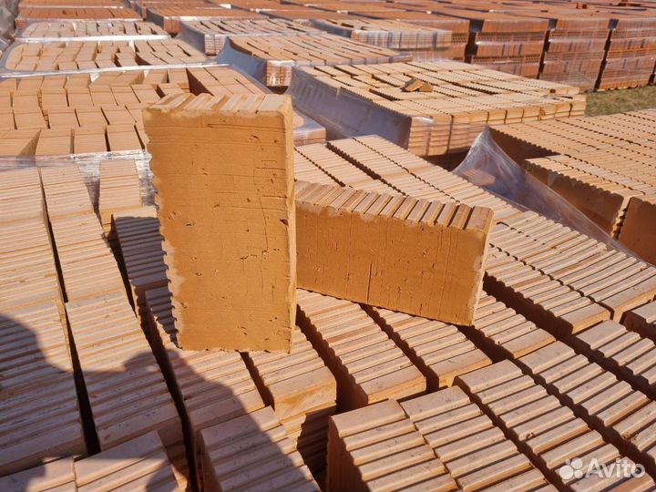 Кирпич полнотелый м 150