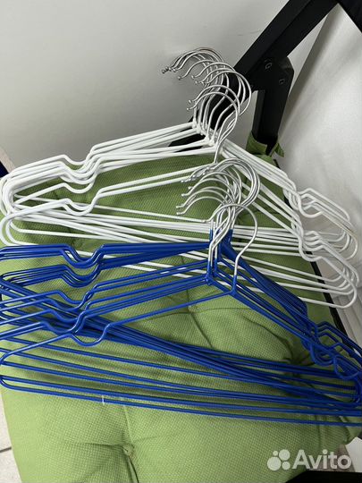 Вешалки плечики антискользящие