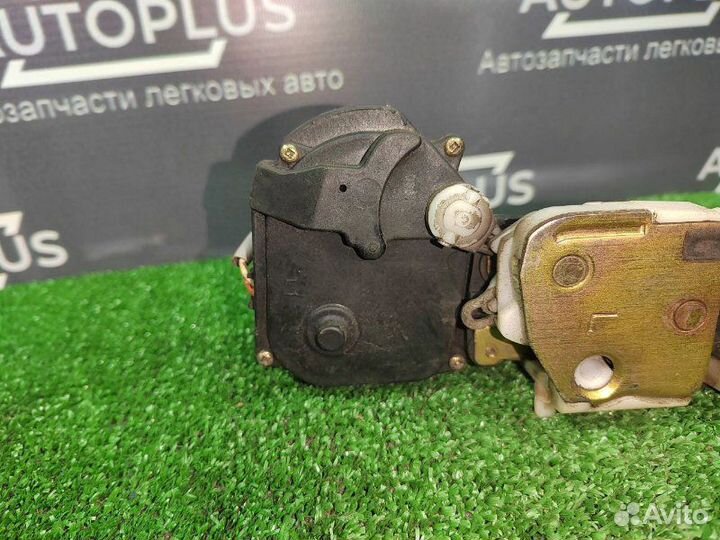 Замок двери Rover 214 Si RF 14K4F 1998