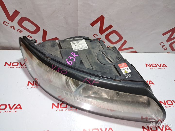 Фара правая 31299594 ##YV1MW434/RUZ00063 Volvo V50