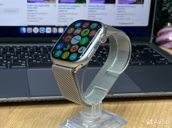 Apple watch 8 (silver)