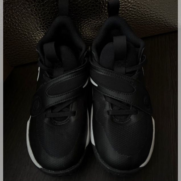 Кроссовки nike оригинал 31