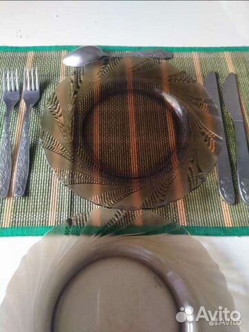 Тарелки вилки ножи (10 предметов)