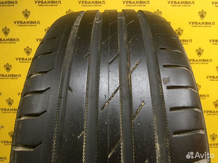 Nokian Tyres Hakka Black 215/55 R17 98W