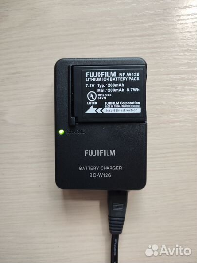 АКБ Fujifilm NP-W126 + зу Fujifilm BC-W126 Новые