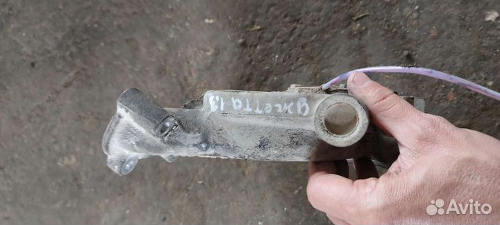 Коллектор впускной Фольцваген Гольф 2/Джетта 2