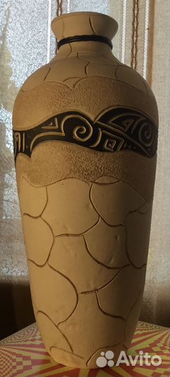 Ваза «в греческом стиле», высота примерно 32 см