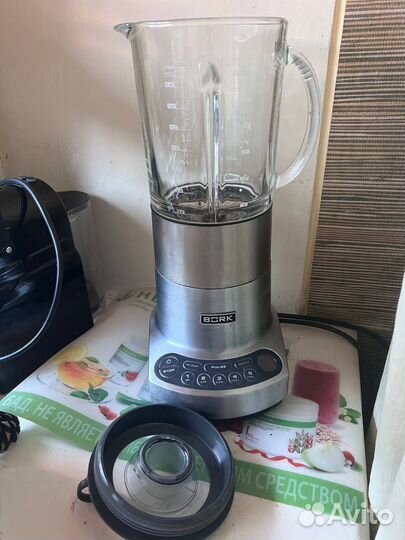 Блендер bork b700