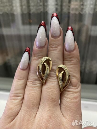 Серьги 585 проба с бриллиантами