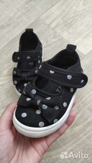 Кросовки, ботинки, тапочки