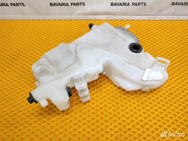 Бачок омывателя Mercedes Cls W219 3.5 2009