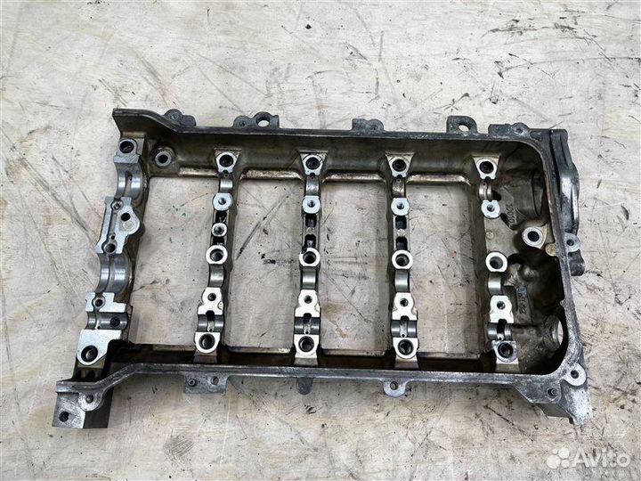 Постель распредвала Toyota Voxy ZRR75 3zrfae 2009