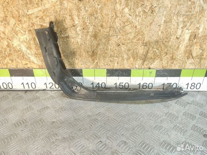 Обшивка крышки багажника Lexus Ls 2006-2017