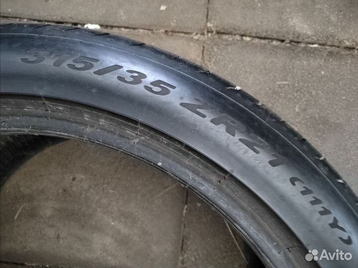 Pirelli P Zero 315/35 R21 111Y