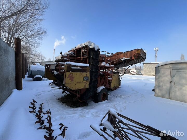 Картофелеуборочный комбайн кпк-2-01