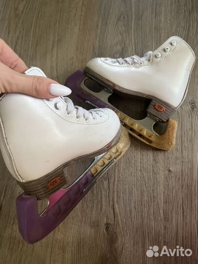 Коньки фигурные детские профессиональные