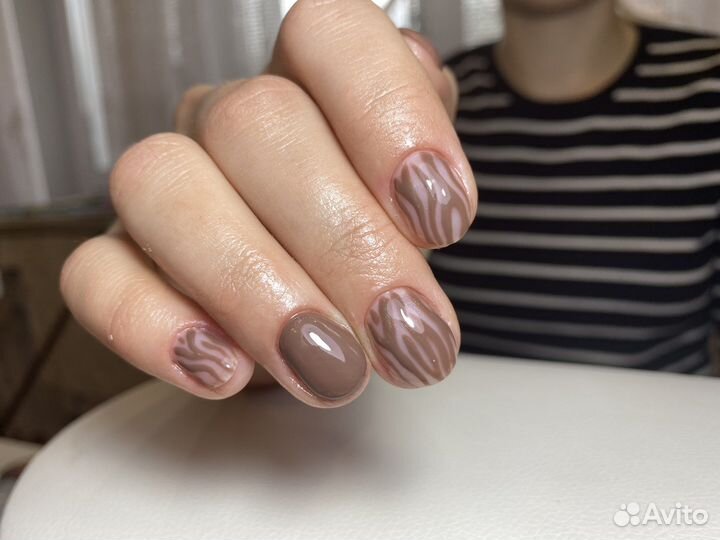 Наращивание ногтей