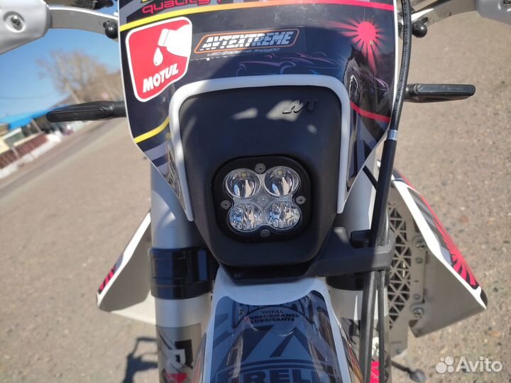 Regulmoto Legend 300