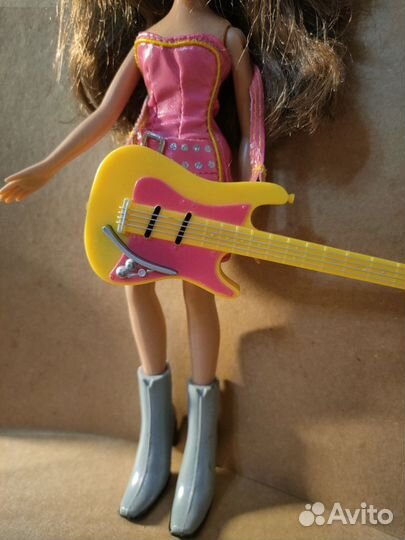 Кукла Bratz Жасмин Neon Pop Divaz