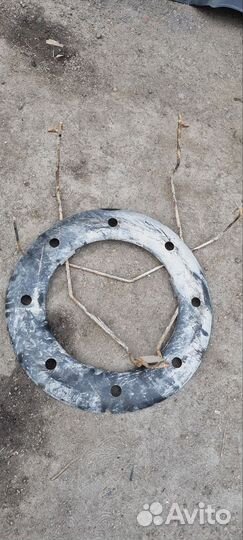 Крепление запасного колеса Renault Duster 1