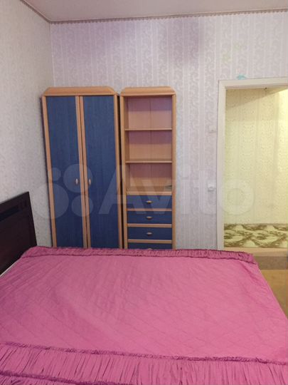 2-к. квартира, 55 м², 4/10 эт.