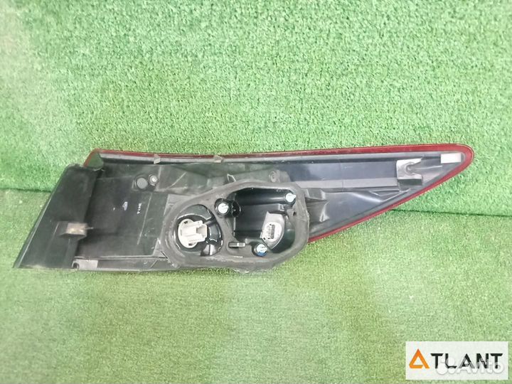 Фонарь задний левый mazda atenza
