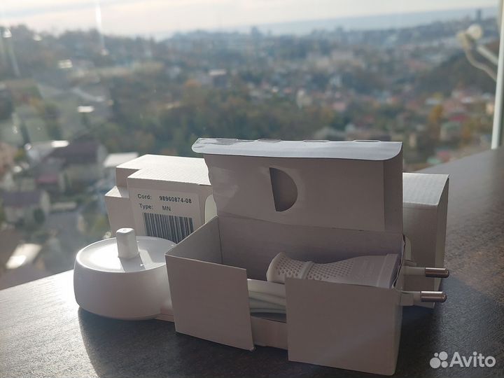 Электрическая зубная щётка