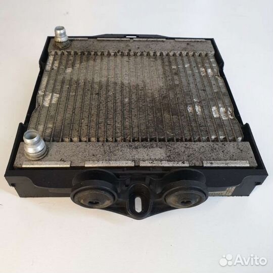 Радиатор дополнительный BMW 5 F10/F11/GTF07 2014г