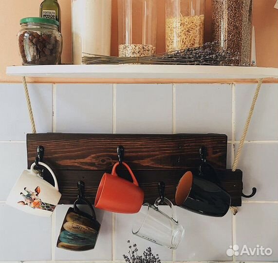 Вешалка деревянная в стиле лофт