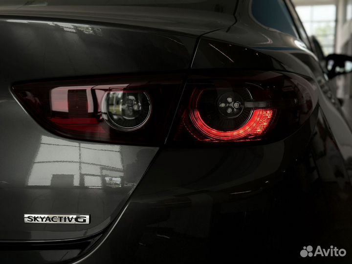 Mazda 3 1.5 AT, 2022