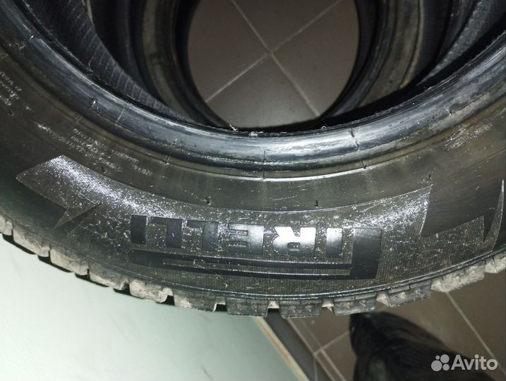 Pirelli Ice Zero 185/65 R15 92T